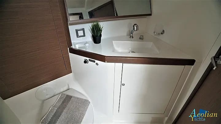 Oceanis 46.1 in Preveza Marina - Photo 5