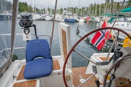 Oceanis 37 in Hjellestad Marina thumbnail 12