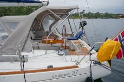 Oceanis 37 in Hjellestad Marina thumbnail 14