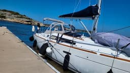 Oceanis 37 in Hjellestad Marina thumbnail 17