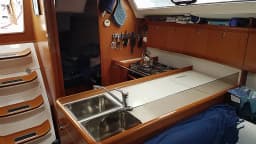 Oceanis 37 in Hjellestad Marina thumbnail 33