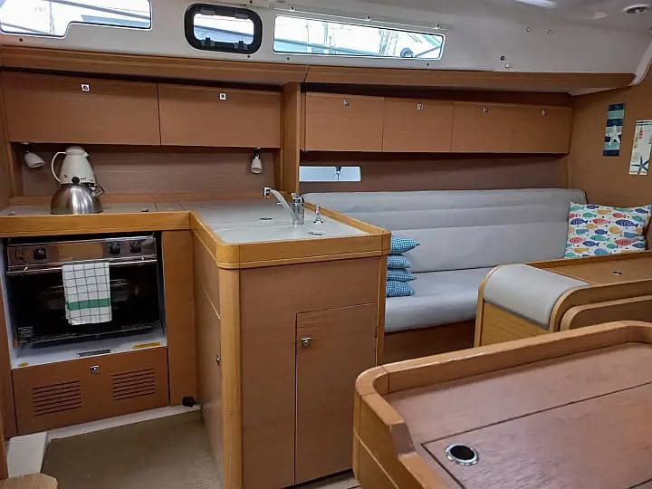 Dufour 350 Grand Large in Marmaris / Netsel Marmaris Marina - Photo 4