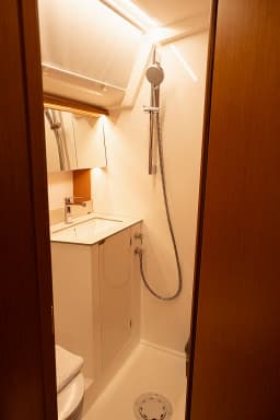 Bavaria C46 in Fethiye / Ece Marina thumbnail 30