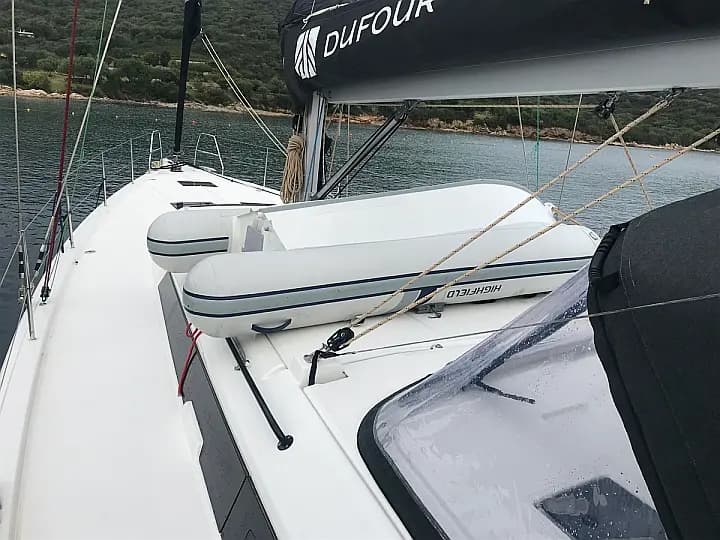 Dufour 530 in Sardinia / Portisco / Cala dei Sardi - Photo 4