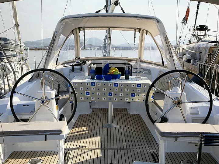 Oceanis 38 in Marmaris / Adaköy Marina - Photo 5