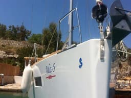 Oceanis 38 in Marmaris / Adaköy Marina thumbnail 7