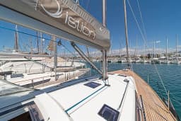 Oceanis 48 in Athens / Alimos Marina thumbnail 18