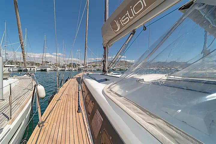 Oceanis 48 in Athens / Alimos Marina - Photo 4