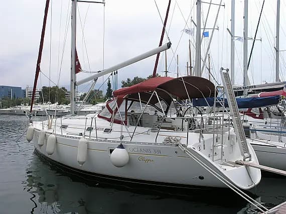 Oceanis 381 in Lefkada / D-Marin Marina Lefkas - Photo 1
