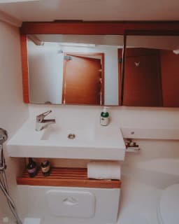 Sun Odyssey 440 in Nikiti - Chalkidiki / Nikiti thumbnail 10