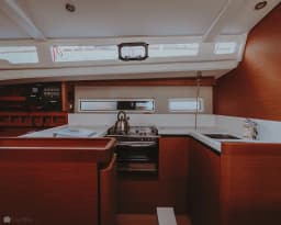 Sun Odyssey 440 in Nikiti - Chalkidiki / Nikiti thumbnail 13