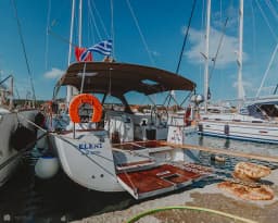 Sun Odyssey 440 in Nikiti - Chalkidiki / Nikiti thumbnail 5