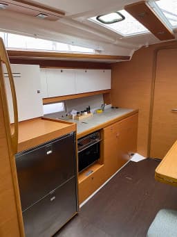Dufour 390 Grand Large in Marmaris / Albatros Marina thumbnail 7