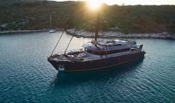 Luxury Sailing Yacht in Split / Port of Split / East Harbour thumbnail 7