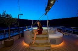Luxury Sailing Yacht in Split / Port of Split / East Harbour thumbnail 12