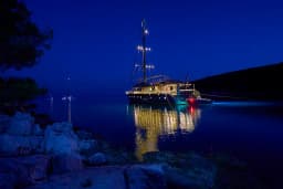 Luxury Sailing Yacht in Split / Port of Split / East Harbour thumbnail 13