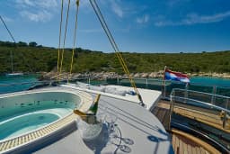 Luxury Sailing Yacht in Split / Port of Split / East Harbour thumbnail 22