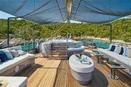 Luxury Sailing Yacht in Split / Port of Split / East Harbour thumbnail 27