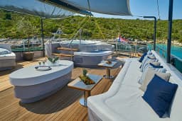 Luxury Sailing Yacht in Split / Port of Split / East Harbour thumbnail 32