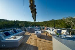 Luxury Sailing Yacht in Split / Port of Split / East Harbour thumbnail 37