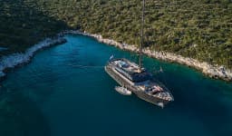 Luxury Sailing Yacht in Split / Port of Split / East Harbour thumbnail 4
