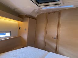 Dufour 430 in Lefkada / Nydri Port thumbnail 17