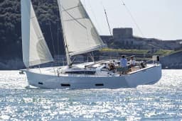 Dufour 430 in Lefkada / Nydri Port thumbnail 7