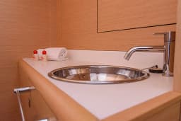 Sun Odyssey 449 in San Vincenzo / Marina di San Vincenzo thumbnail 14