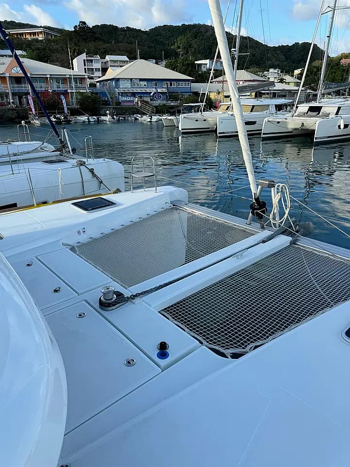 Lagoon 40 in Martinique / Le Marin - Photo 5