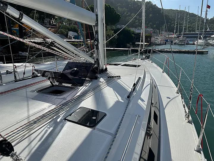 Bavaria 46 Cruiser in Fethiye / Yacht Club Mai - Photo 5
