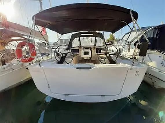 Dufour 390 in Procida / Marina di Procida - Photo 1