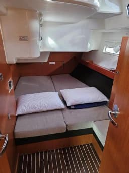 Bavaria Cruiser 51 in Lefkada / Port of Lefkas thumbnail 16