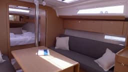 Dufour 360 Grand Large in Portimao / Marina de Portimao thumbnail 10