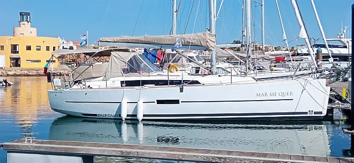 Dufour 360 Grand Large in Portimao / Marina de Portimao - Photo 3