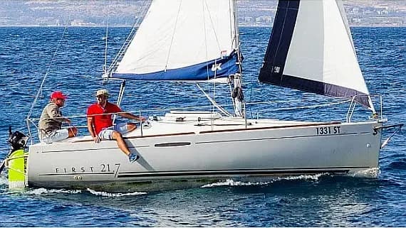 First 21.7 in Split / MCI Marine Club International - image 1