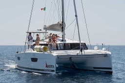 Astréa 42 in Sicily / Castellammare del Golfo / Porto di Castellammare del Golfo thumbnail 4