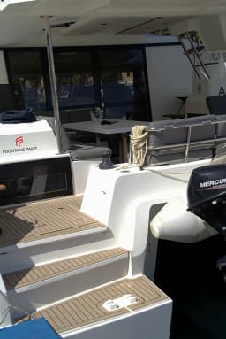 Astréa 42 in Sicily / Castellammare del Golfo / Porto di Castellammare del Golfo thumbnail 40