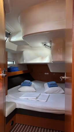 Bavaria Cruiser 51 in Göcek Mucev Marina thumbnail 9