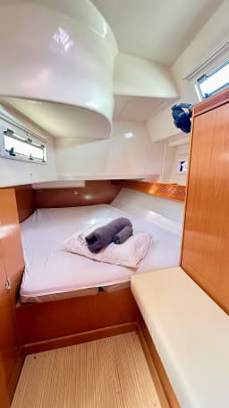 Bavaria 40 Cruiser in Kavala Marina thumbnail 10