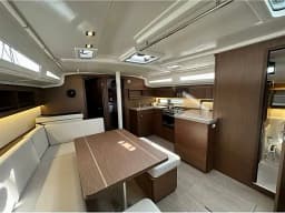 Oceanis 40.1 in Athens / Alimos Marina thumbnail 2