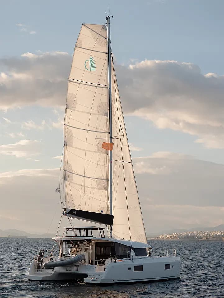 Lagoon 42 in Athens / Alimos Marina - Photo 5