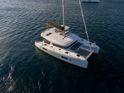 Lagoon 42 in Athens / Alimos Marina thumbnail 5