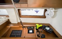 Oceanis 51.1 in Sardinia / Olbia / Marina di Olbia thumbnail 8