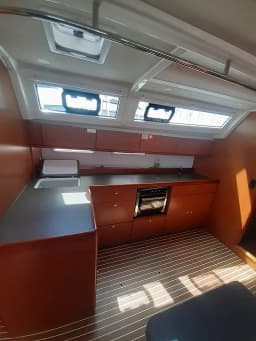Bavaria Cruiser 46 in Sukošan / D-Marin Dalmacija Marina thumbnail 13