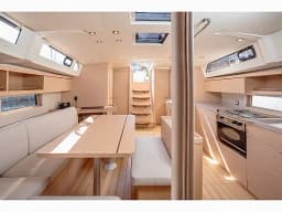 Oceanis 46.1 in Castiglioncello / Marina Cala de' Medici thumbnail 2