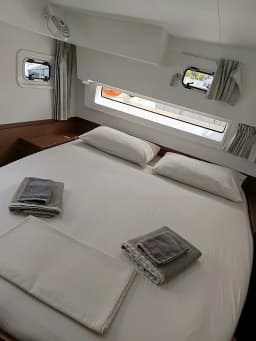 Lagoon 42 in Sicily / Capo d'Orlando Marina thumbnail 32