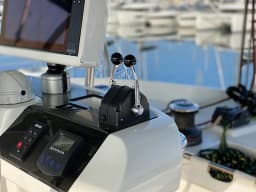 Lagoon 52F in Šibenik / D-Marin Marina Mandalina thumbnail 10