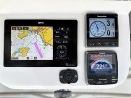 Oceanis 393 in Athens / Marina Delta Kallithea thumbnail 11