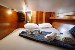 Oceanis 393 in Athens / Marina Delta Kallithea thumbnail 14