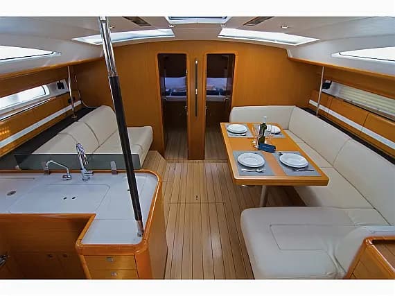 Jeanneau 53 in Dubrovnik / ACI Marina Dubrovnik - Photo 2